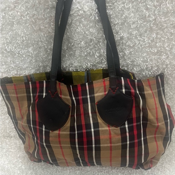 BURBERRY Reversible Tote Bag - Picture 1 of 15